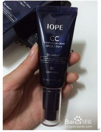 裸妆小课堂：气垫cc霜与cc霜的区别在哪里？