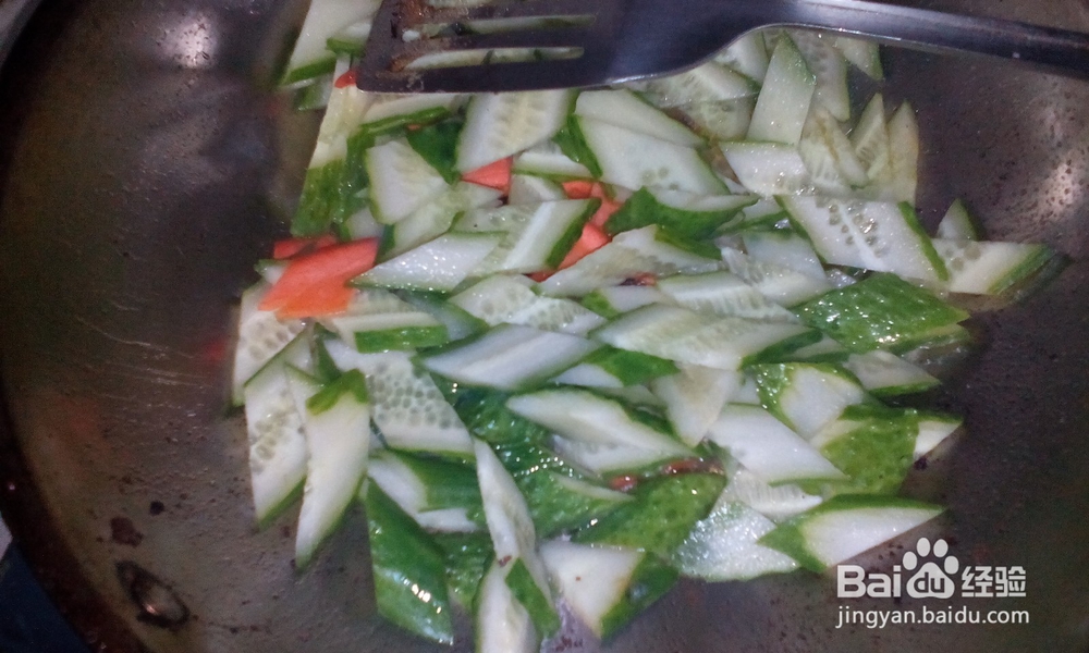 家常小炒——脆瓜炒鸡肉