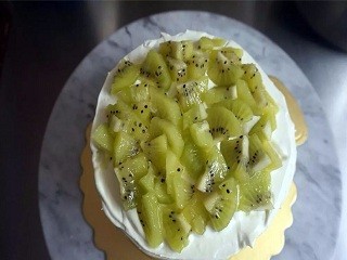 奶油水果生日蛋糕怎么做？