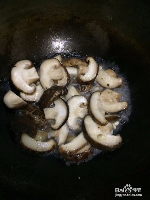 香菇煨豆腐的做法？