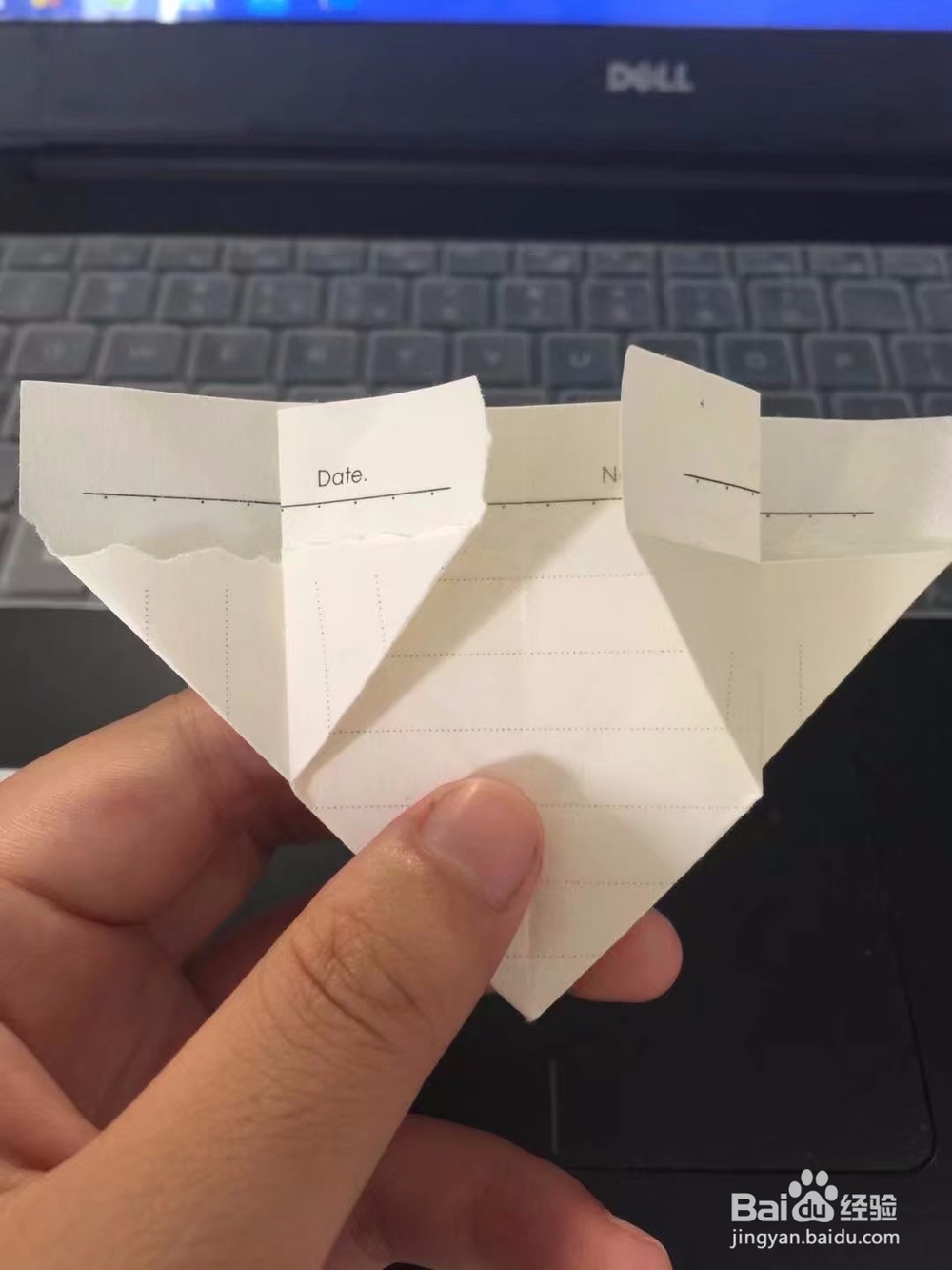 如何简单的用纸这一个盛放瓜子壳的小盒子