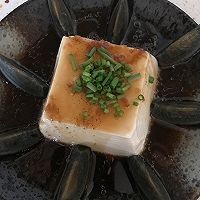 如何制作蛋黄酱皮蛋拌豆腐