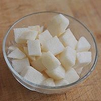 银耳雪梨羹的家常做法