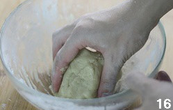 教你做水果月饼——哈密瓜月饼