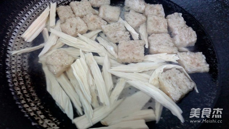 黄瓜粉皮大拌菜