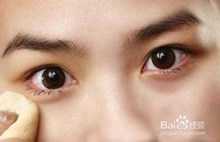 新手学化妆技巧 百搭实用眼妆教程秘诀