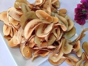 润肺去燥的雪梨无花果海底椰瘦肉汤