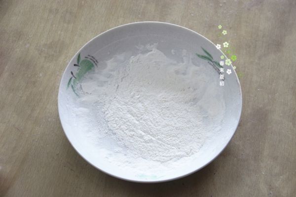 和果子板栗蓉桃山