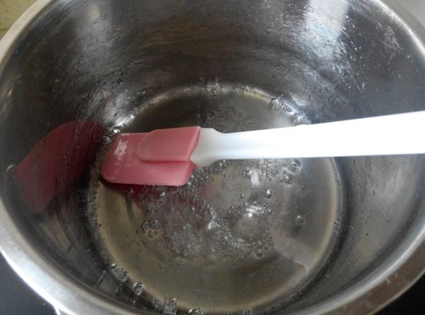 花朵奶油香芒戚风蛋糕