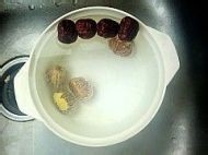 红枣栗子鸭汤怎么煮？要什么材料？