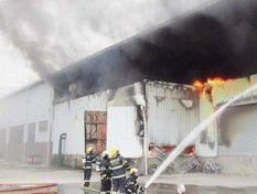 电气设备着火应如何灭火？