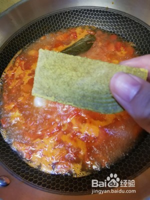 番茄咖喱鱼糕汤的做法