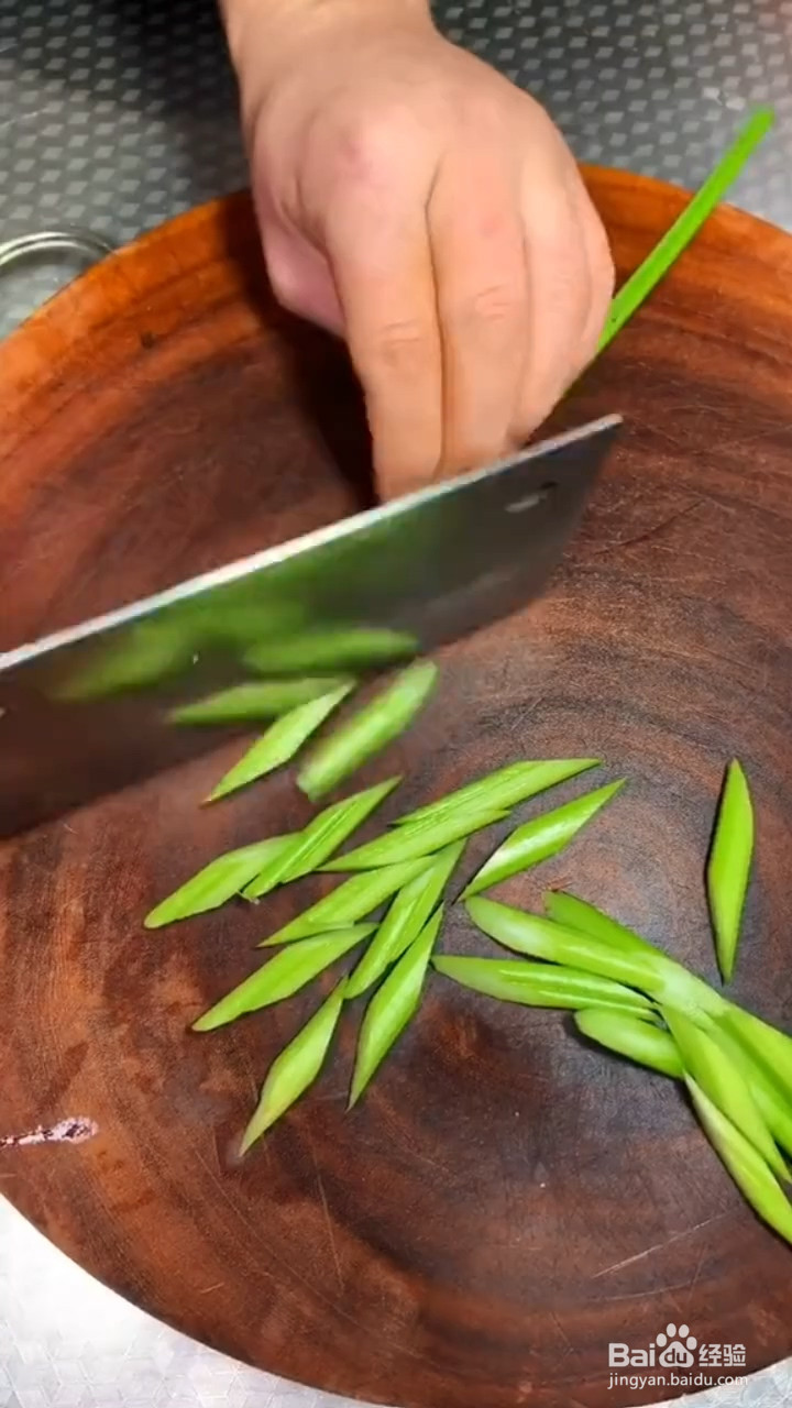 怎么做辣炒腐竹