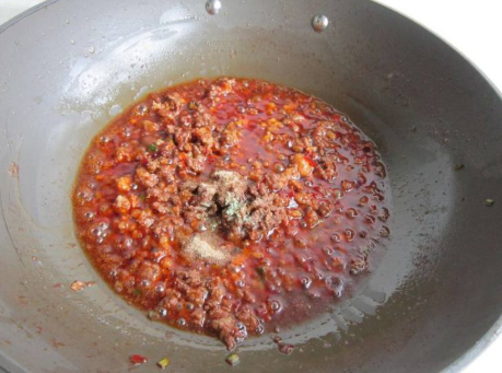 做炸酱面能否用豆瓣酱代替干黄酱