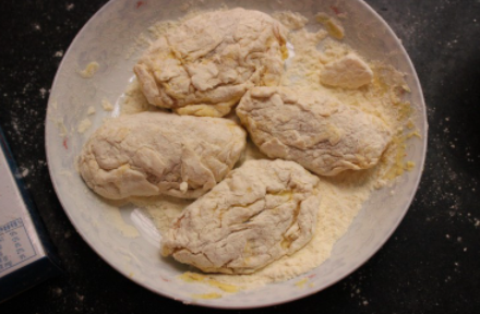 炸鸡翅怎么炸得外酥里嫩