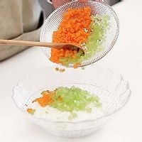 时蔬蛋蒸饭的制作方法