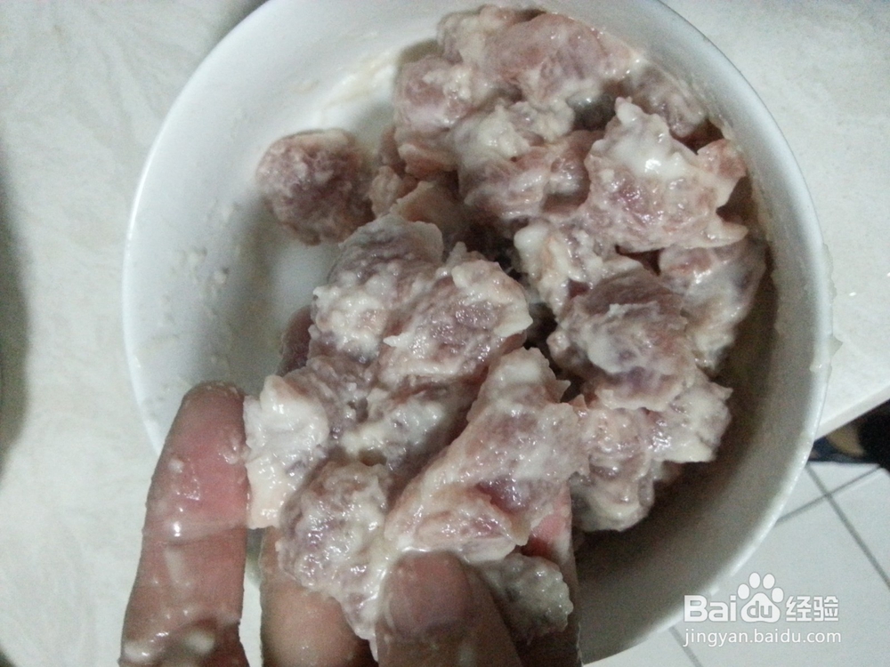 东北肉段烧茄子的做法