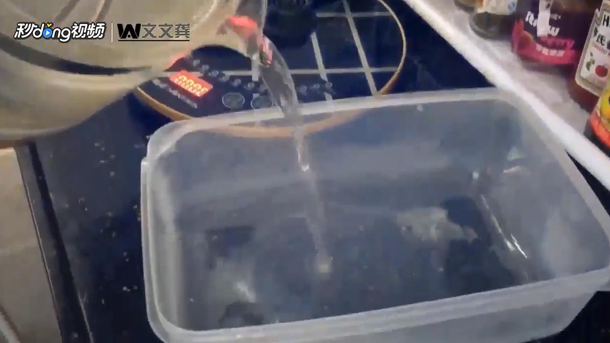 如何快速清除冰箱里的霜冰箱省电节能的窍门