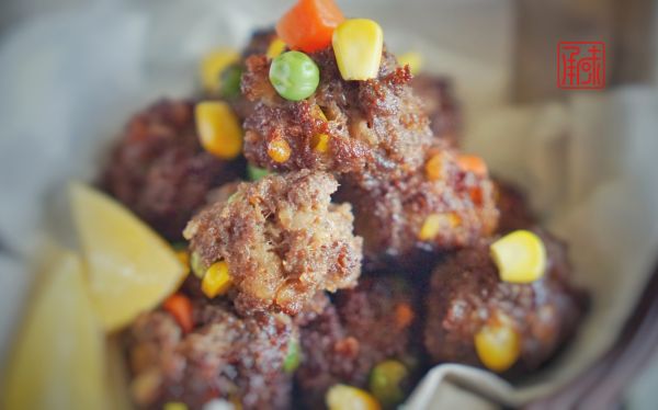 藤椒彩蔬牛肉丸