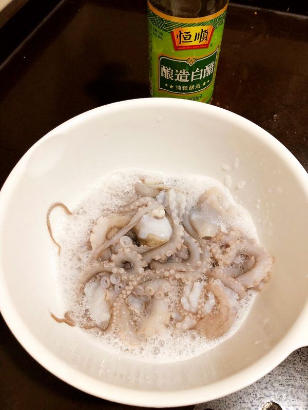 韩式辣拌活章鱼
