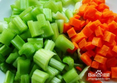 芹菜萝卜炒腊肠