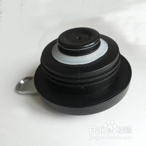 西服皱了怎么弄没有熨斗