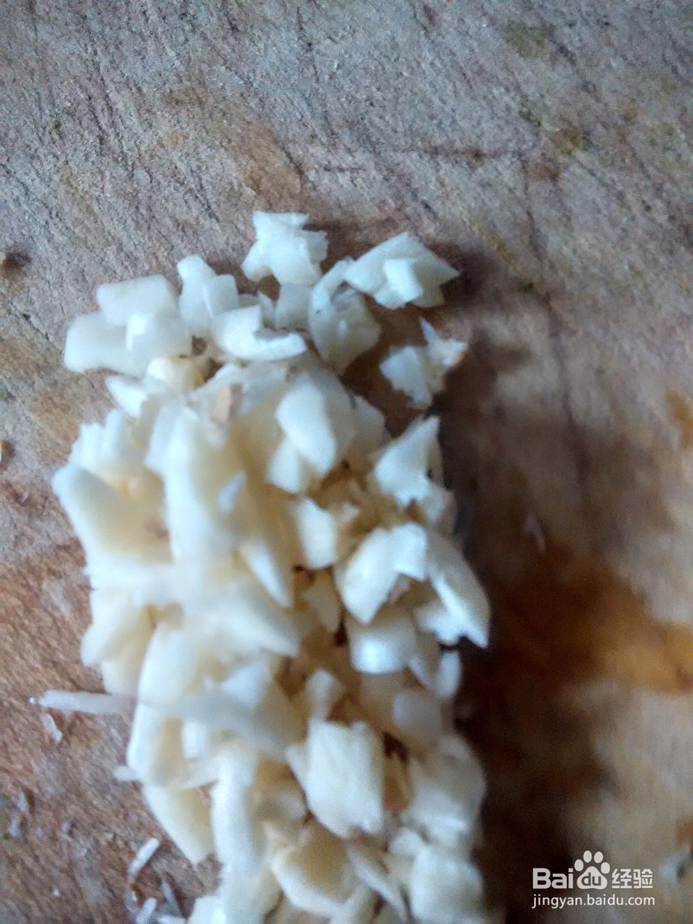 香肠香菜拌绿豆芽干豆腐