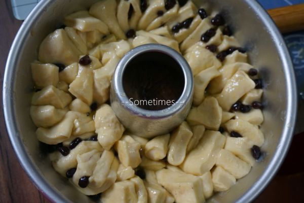 蜜豆炼奶手撕面包