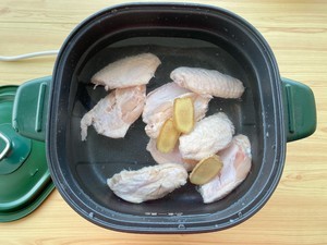 可乐鸡翅玉米煲怎么做好吃