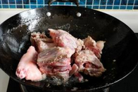 脊骨炖土豆的家常做法