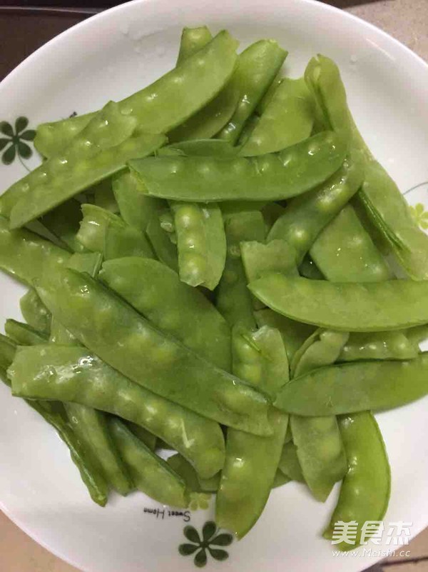 荷兰豆炒腊肉
