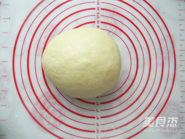 豆沙面包圈的做法