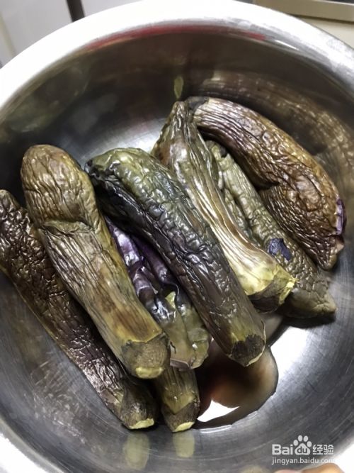 大东北蒜茄子嘎嘎下饭怎么做？