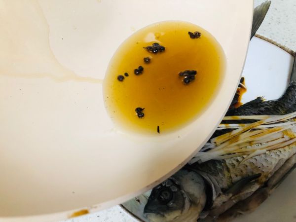 这样做清蒸鲫鱼