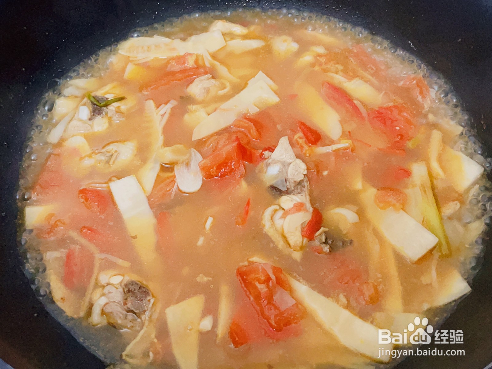 酸笋鸡腿煲怎么做