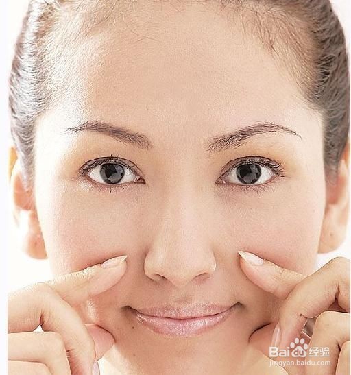 纠正生活中易生成皱纹的生活习惯