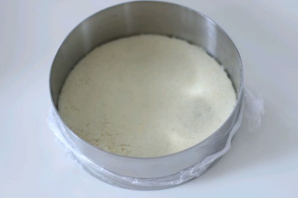 红茶棉花糖脆片慕斯