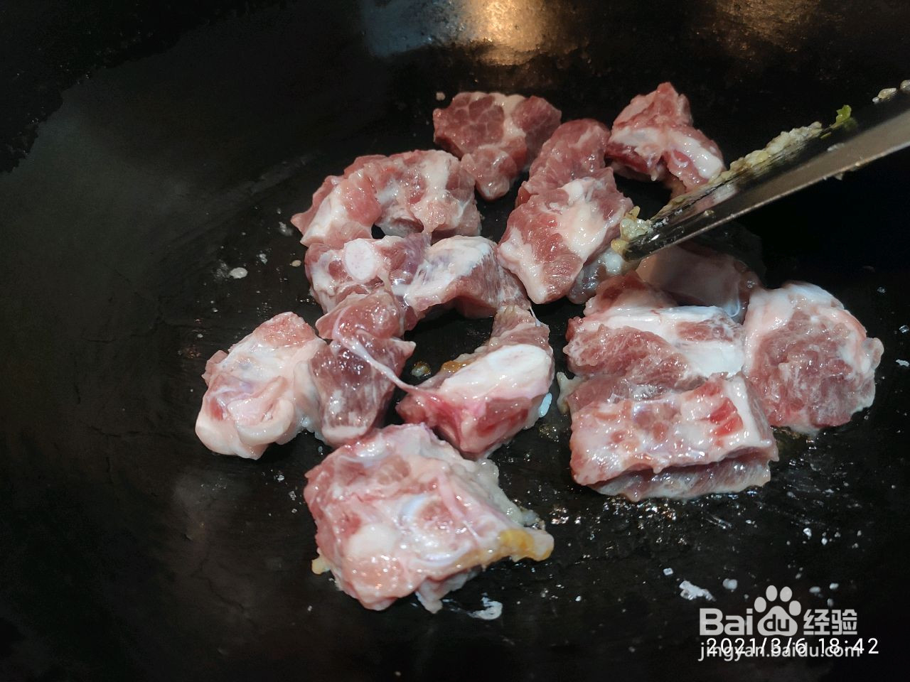 菠萝生炒骨的做法