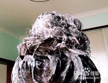 泡沫染发剂的使用方法