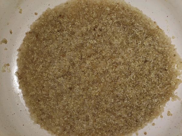 金枪鱼肉松全麦藜麦面包