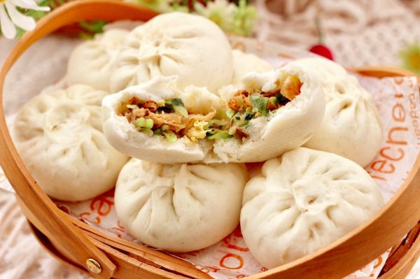 #美食视频挑战赛#鹅蛋扇贝西葫芦蒸包