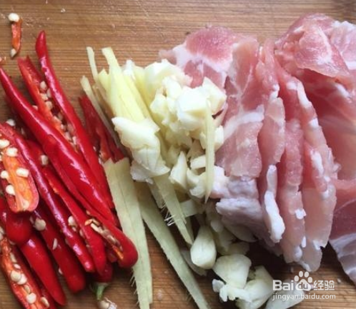 如何做土豆丝炒肉