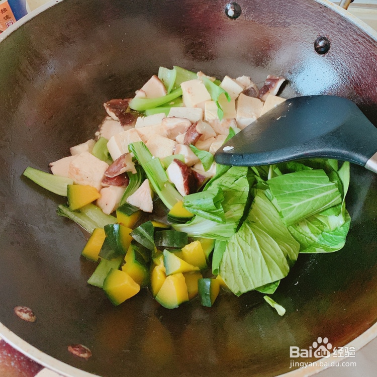 妈妈教你做香菇油菜炖豆腐