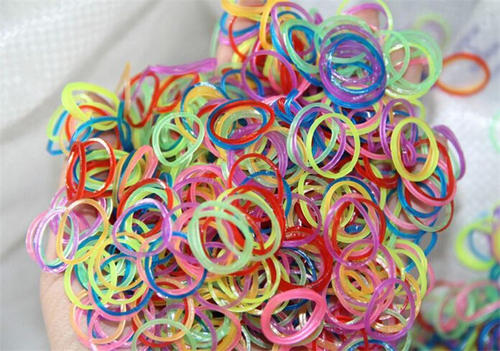 多厚的扁皮筋初速最快