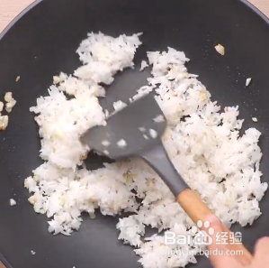 剩的白米饭怎么做好吃