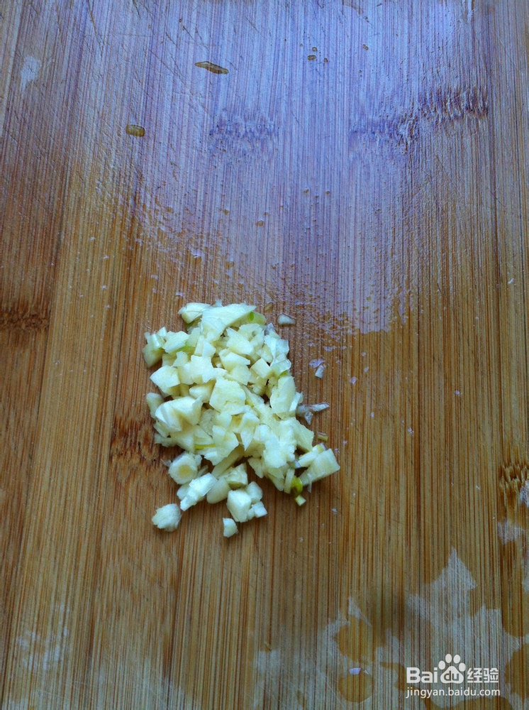 莴苣炒鸡脯肉——既营养又养眼的搭配！