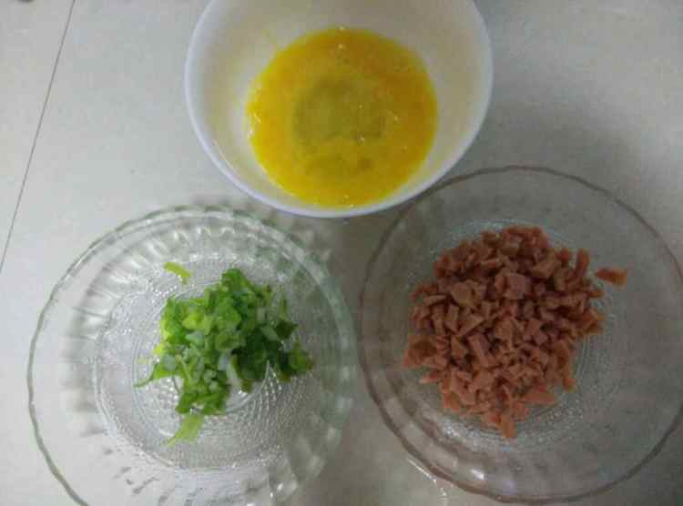 香葱火腿手撕面包的做法，我来教教你