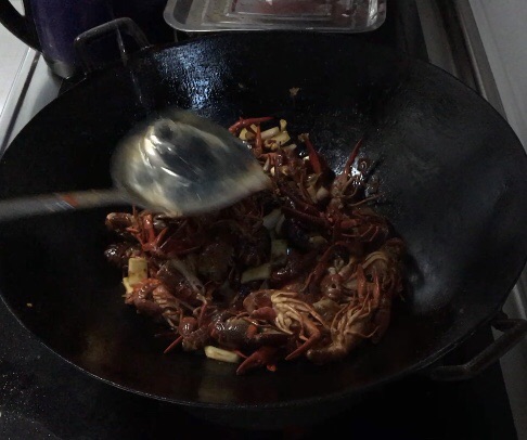 红烧香辣小龙虾