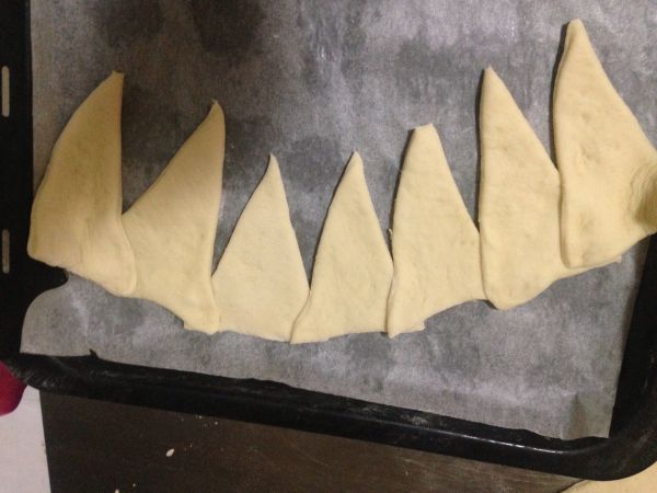 芝士肉馅花环包