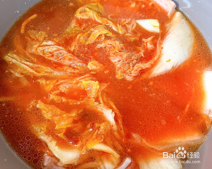 孩子爱吃的辣白菜排骨